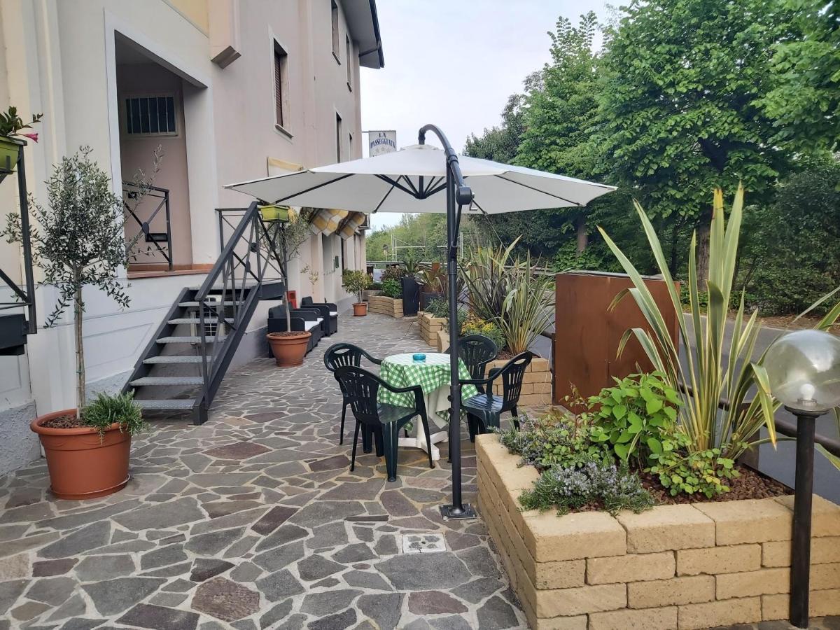 Hotel La Passeggiata Ντεζεντσάνο ντελ Γκάρντα Εξωτερικό φωτογραφία