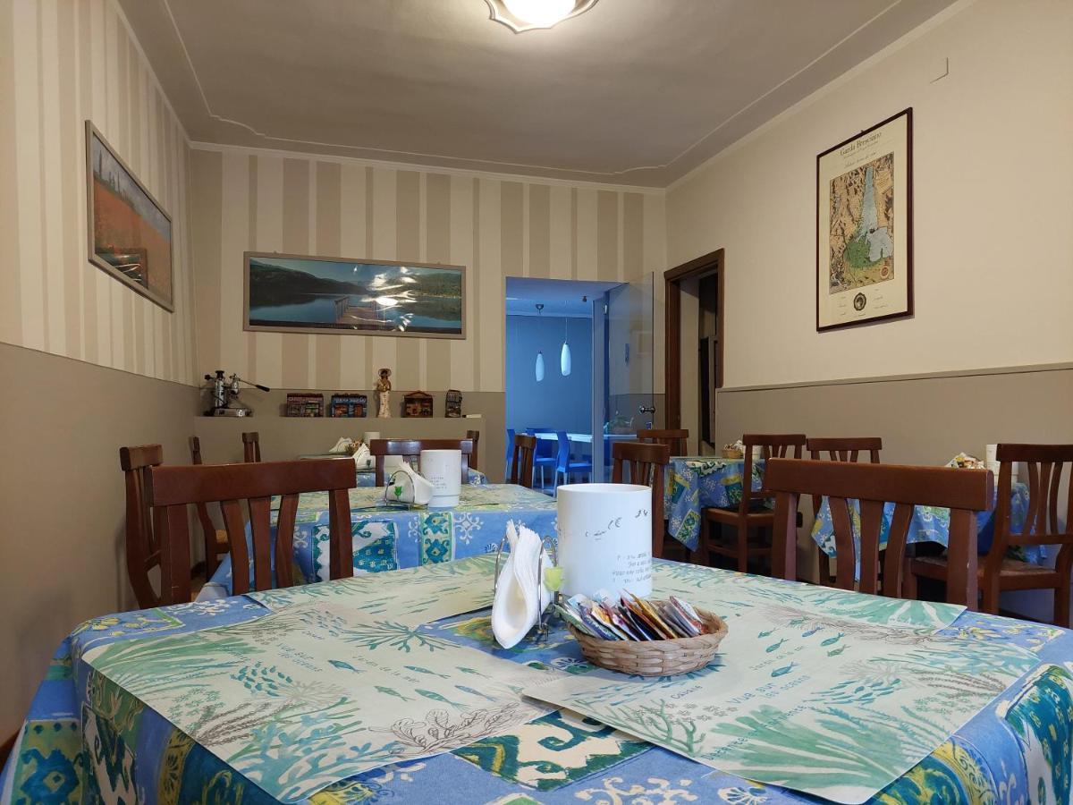 Hotel La Passeggiata Ντεζεντσάνο ντελ Γκάρντα Εξωτερικό φωτογραφία