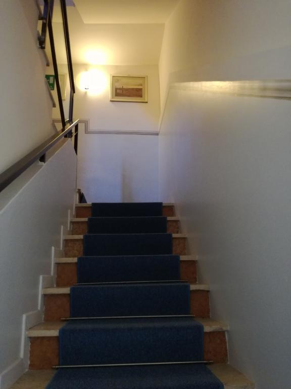 Hotel La Passeggiata Ντεζεντσάνο ντελ Γκάρντα Εξωτερικό φωτογραφία