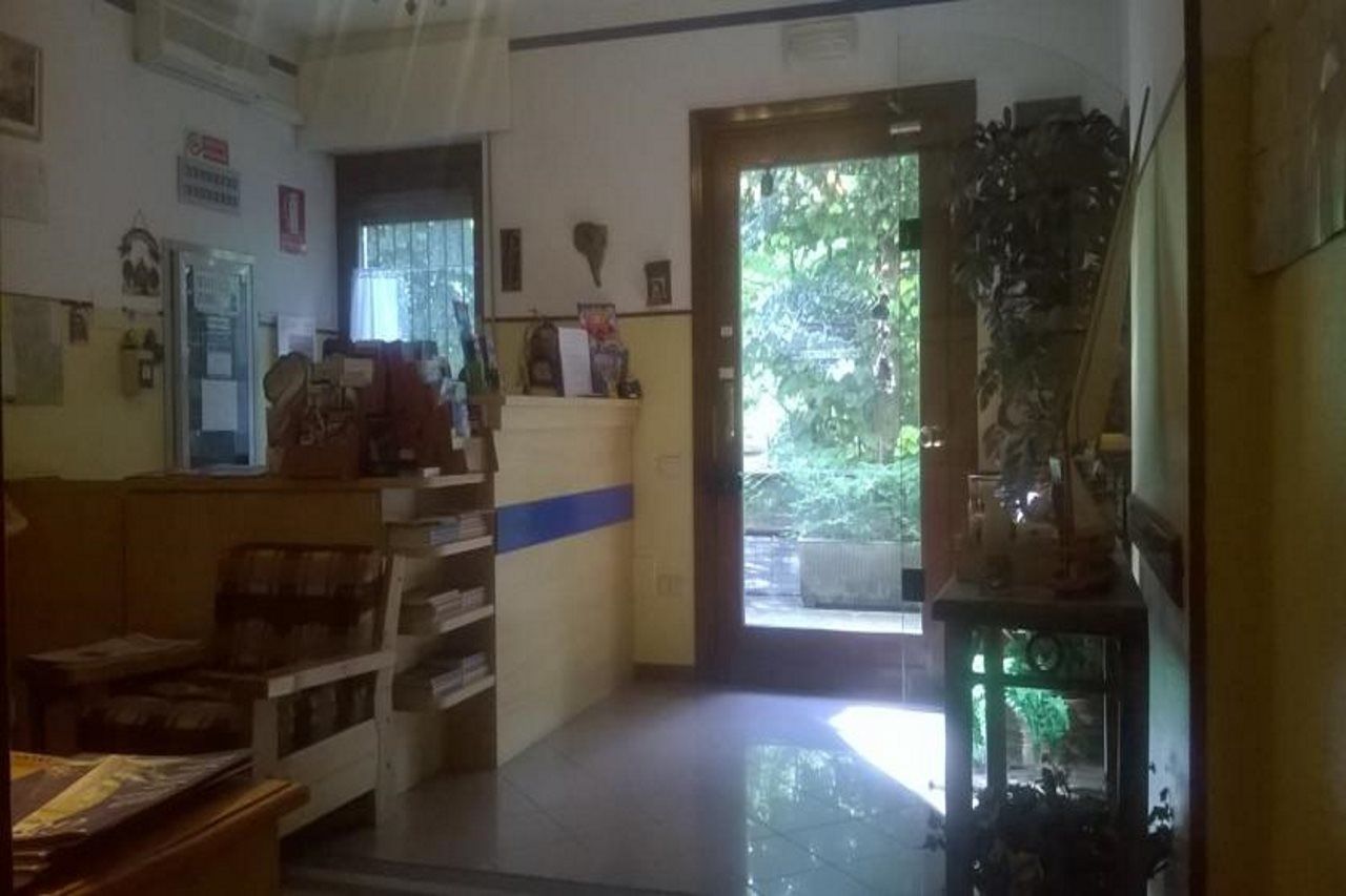 Hotel La Passeggiata Ντεζεντσάνο ντελ Γκάρντα Εξωτερικό φωτογραφία